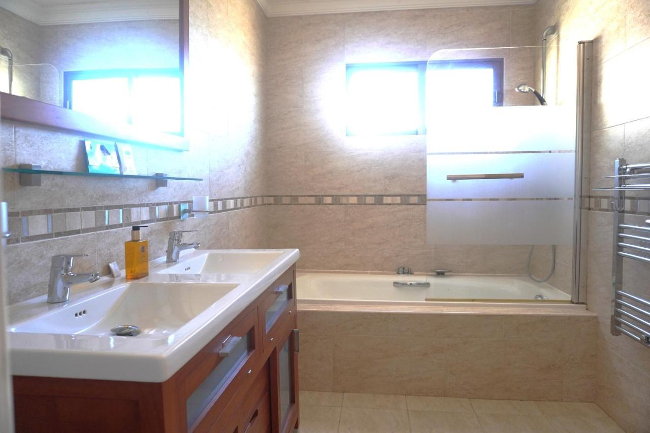 Villa Seaview Suncoast Luxury Malaga Luaran gambar